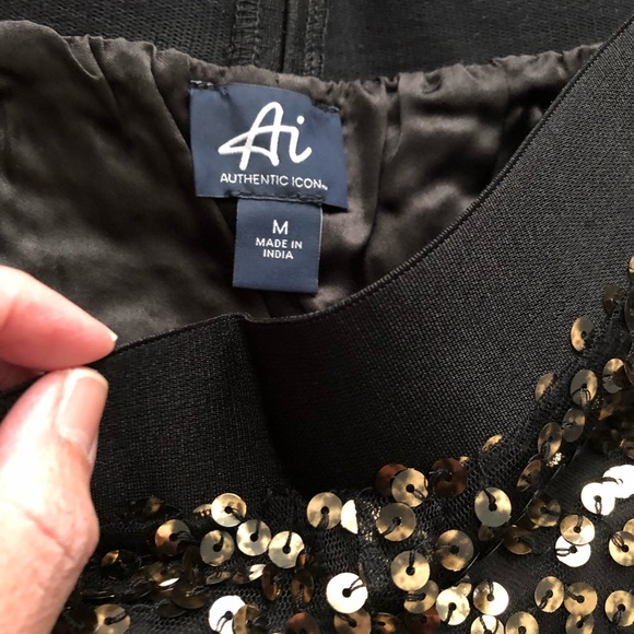 New sequined shorts 💕 - Picture 3 of 3